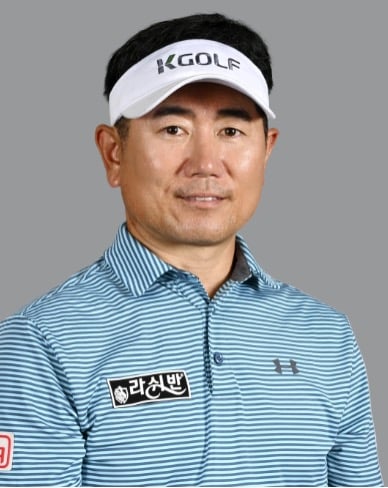 Y.E. Yang